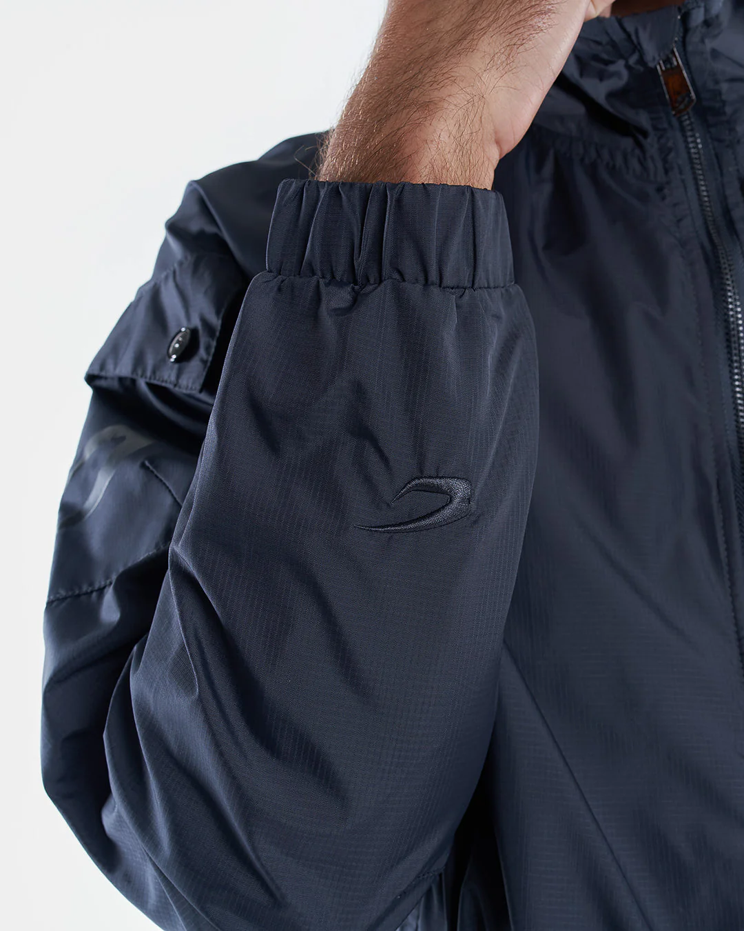 Dundee Windbreaker Jacket - Charcoal - Image 12