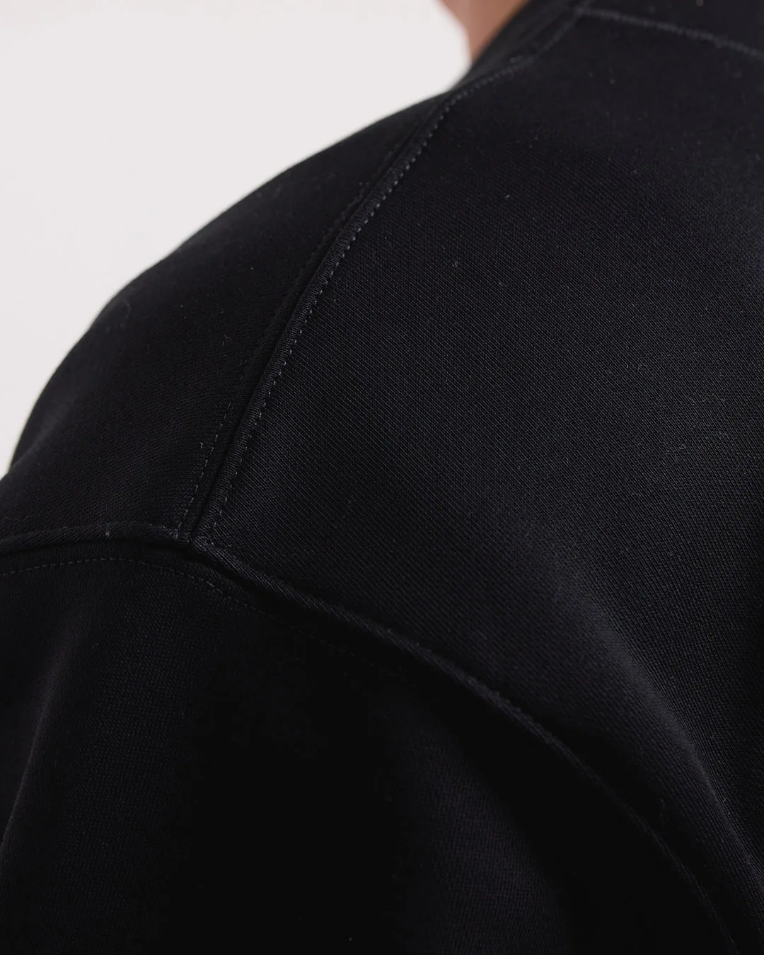 Johnson Oversized Sweatshirt - Black - Image 8
