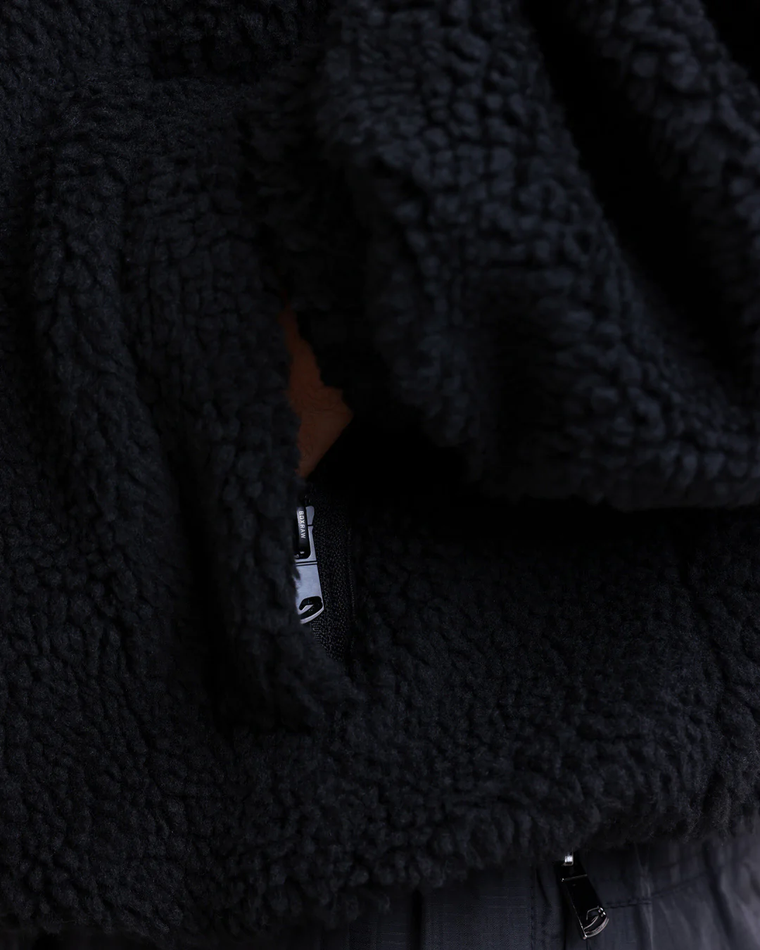 Tunero Sherpa Jacket - Black - Image 9