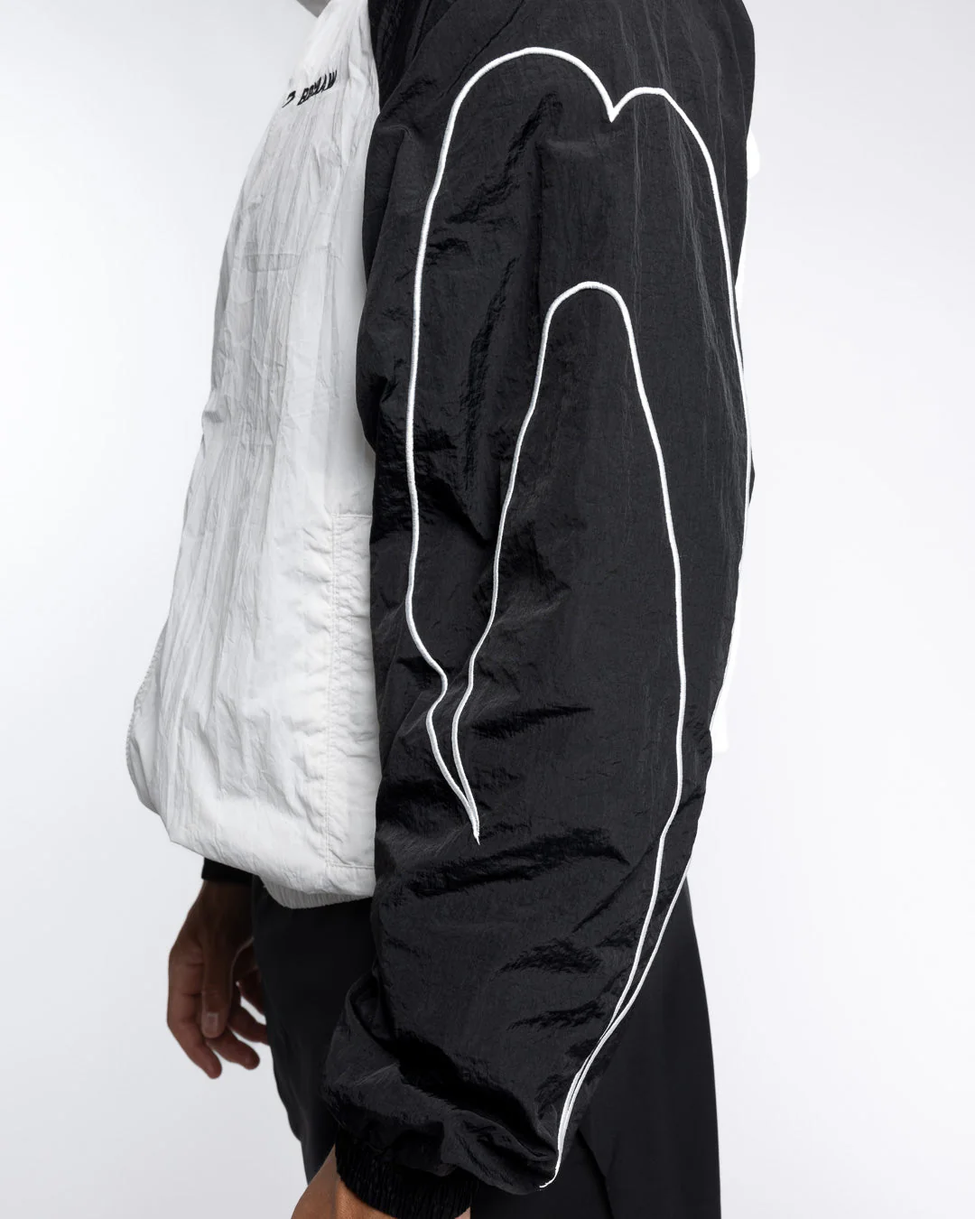 Tunero Track Jacket - White/Black - Image 10