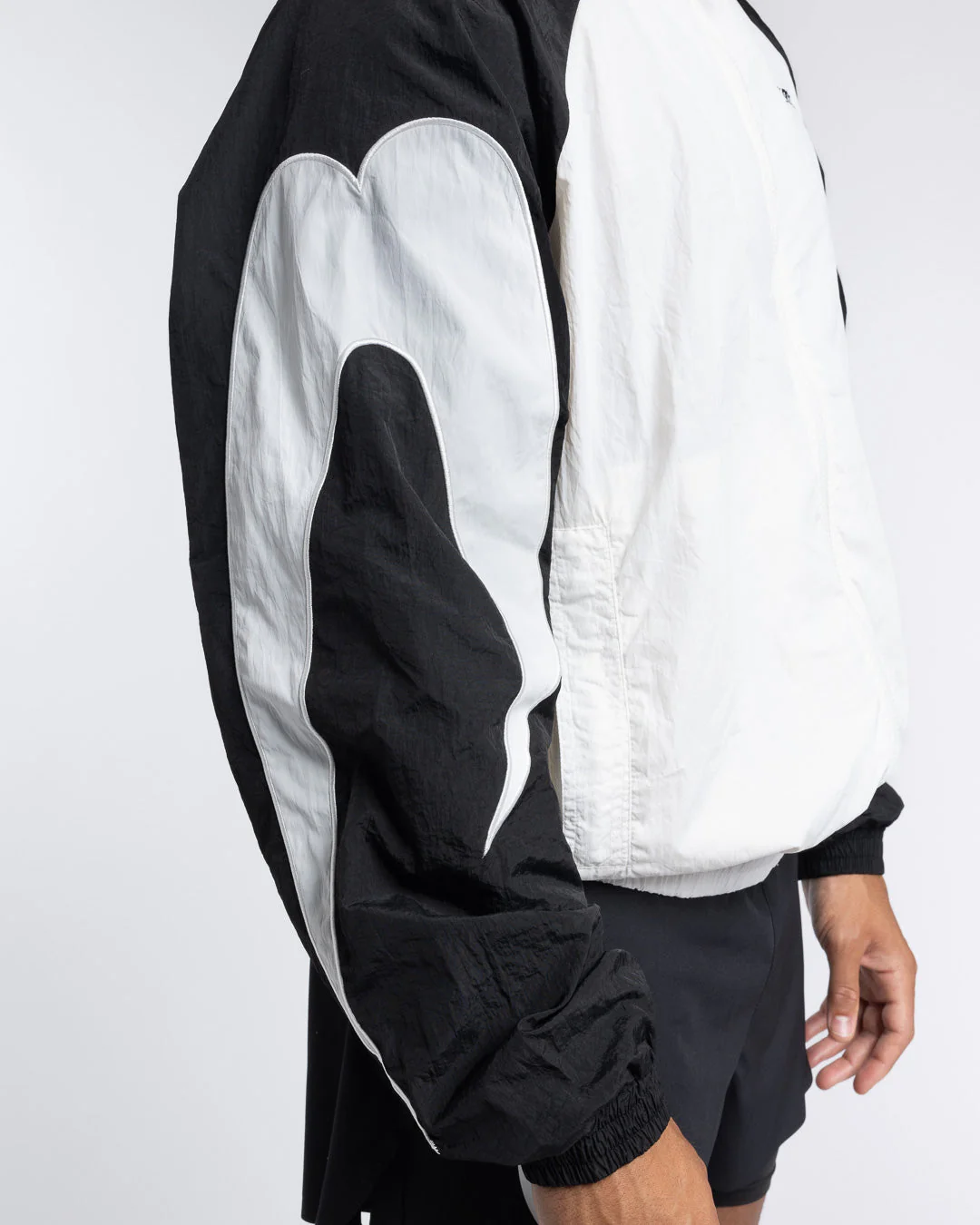 Tunero Track Jacket - White/Black - Image 11