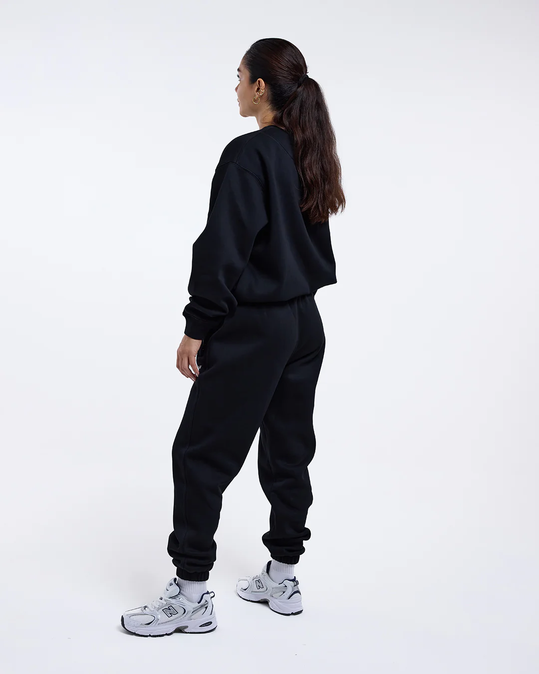 Johnson Oversized Sweatshirt - Black - Image 8